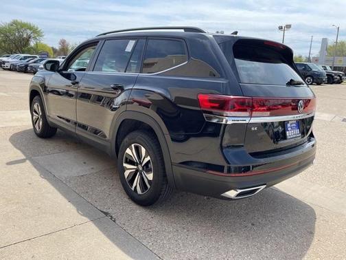 2025 Volkswagen Atlas 2.0T SE