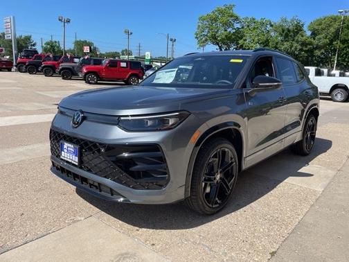 2025 Volkswagen Tiguan 2.0T SE R-Line Black