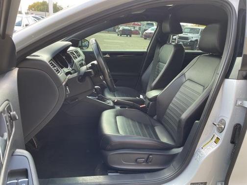 2017 Volkswagen Jetta GLI