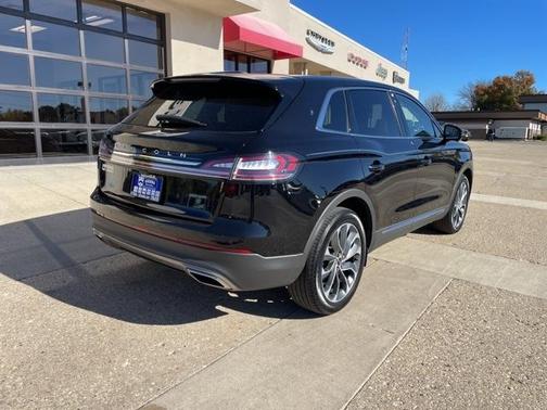 2023 Lincoln Nautilus Reserve