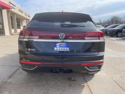 2024 Volkswagen Atlas Cross Sport 2.0T SE w/Technology