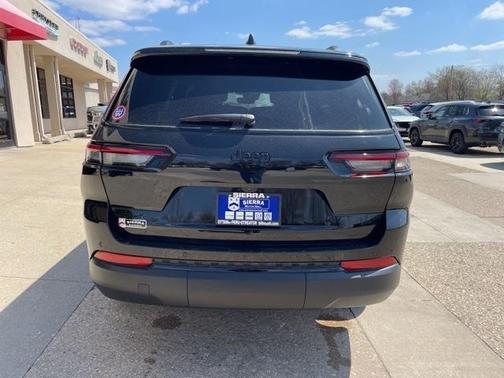 2024 Jeep Grand Cherokee L Laredo