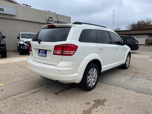 2020 Dodge Journey SE Value