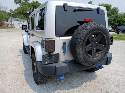 2012 Jeep Wrangler Unlimited Sahara