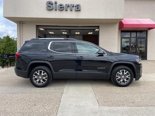 2022 GMC Acadia SLE