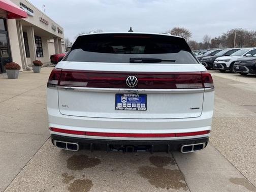 2026 Volkswagen Atlas Cross Sport 2.0T SEL Premium R-Line