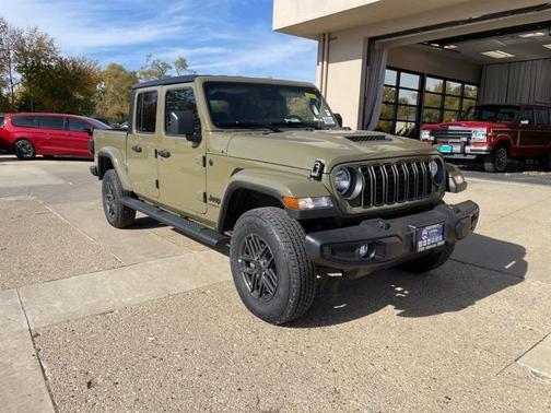 2026 Jeep Gladiator Sport