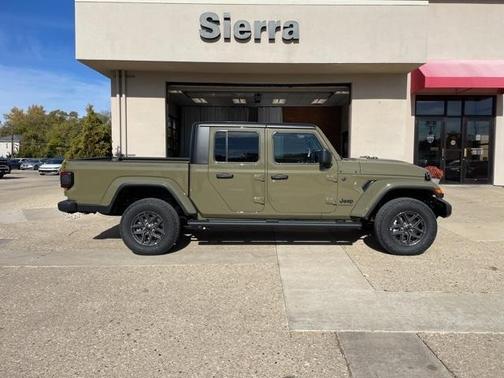 2026 Jeep Gladiator Sport