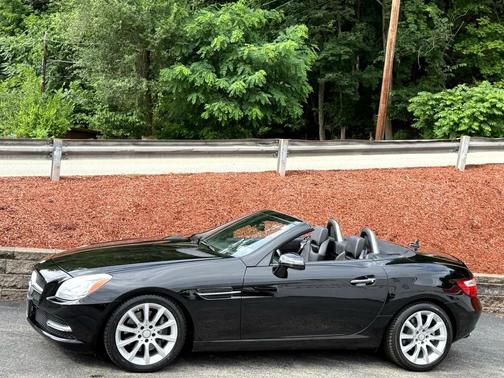2016 Mercedes-Benz SLK-Class SLK300 Roadster