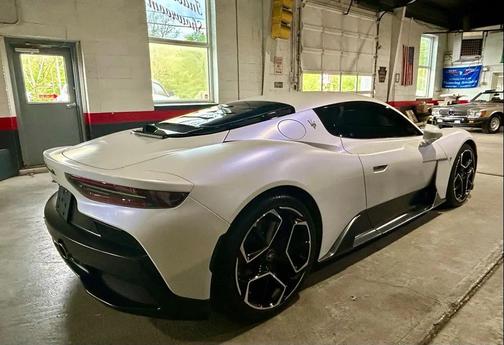 Bianco Audace 2022 Maserati MC20 Coupe