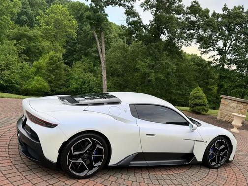 Bianco Audace 2022 Maserati MC20 Coupe