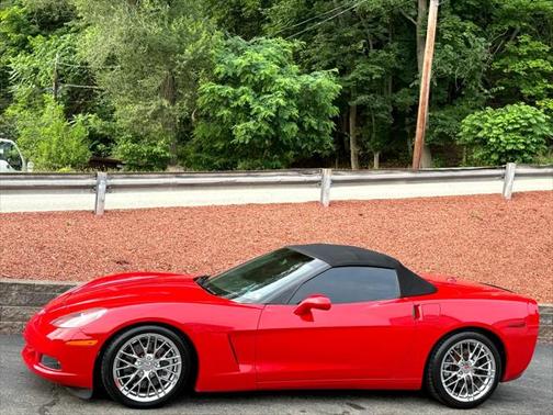 2005 Chevrolet Corvette Base