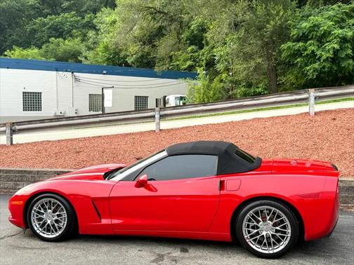 2005 Chevrolet Corvette Base