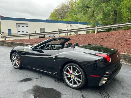 Black 2012 Ferrari California Base