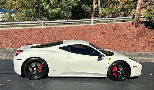 2014 Ferrari 458 Italia Base