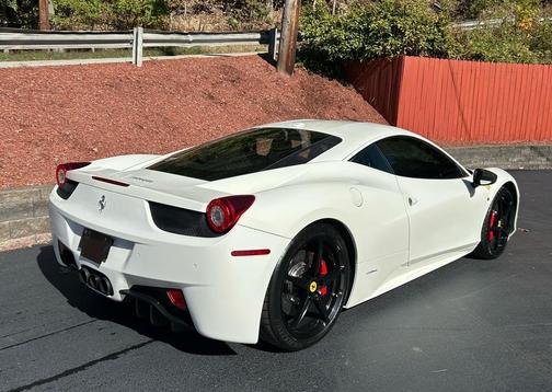 2014 Ferrari 458 Italia Base