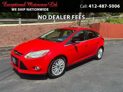 Red 2012 Ford Focus SEL