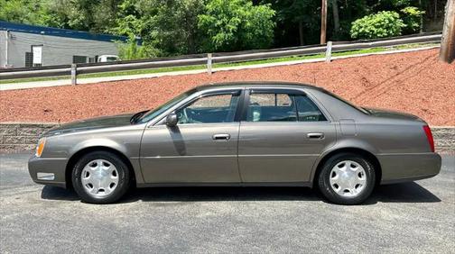 2002 Cadillac DeVille Base