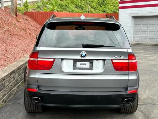 2007 BMW X5 4.8i