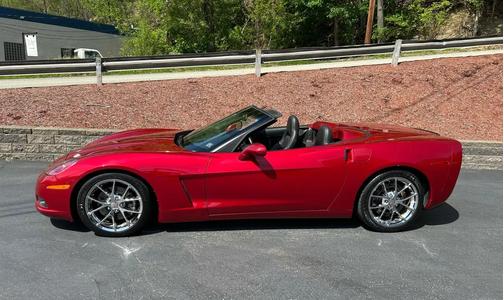 Red 2005 Chevrolet Corvette Base
