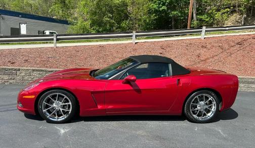 Red 2005 Chevrolet Corvette Base