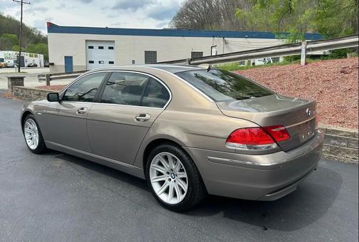 Bronze 2006 BMW 750 Li