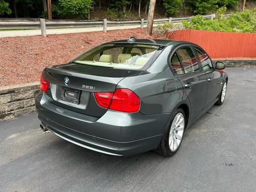Tasman Metallic 2011 BMW 328 xDrive