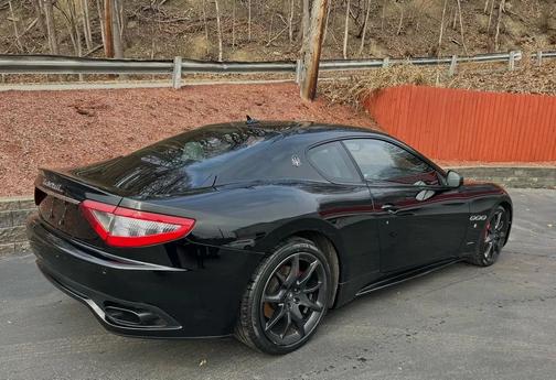 2014 Maserati GranTurismo Sport