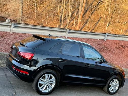 2017 Audi Q3 2.0T Premium