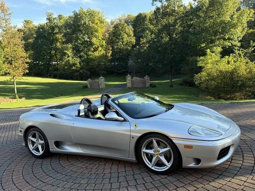 Silver 2000 Ferrari 360 Spider Base