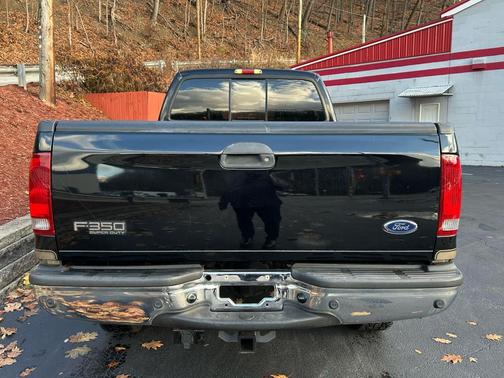 2004 Ford F-350 Lariat