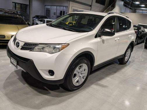 2014 Toyota RAV4 LE