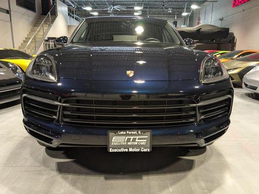 Moonlight Blue Metallic 2019 Porsche Cayenne Cayenne