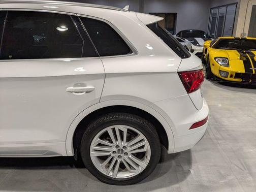 2019 Audi Q5 2.0T Premium Plus