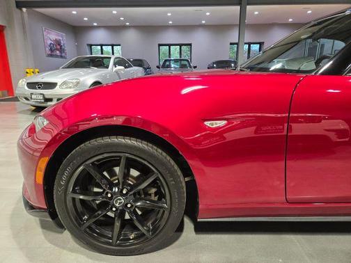 2019 Mazda MX-5 Miata Club