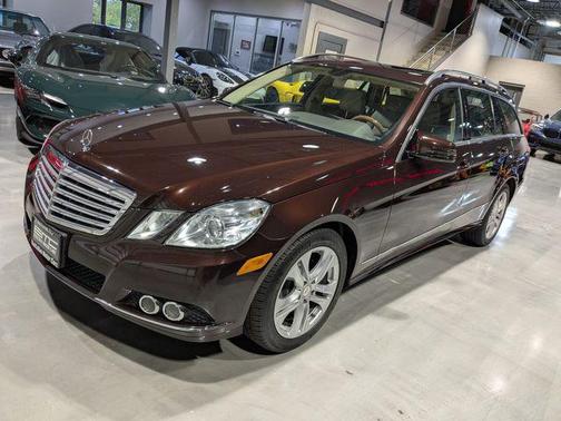 Brown 2011 Mercedes-Benz E-Class 4MATIC