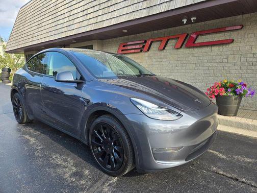 2023 Tesla Model Y Long Range Dual Motor All-Wheel Drive