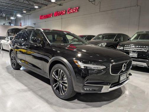 2018 Volvo V90 Cross Country T5