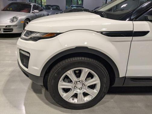 White 2019 Land Rover Range Rover Evoque SE Premium