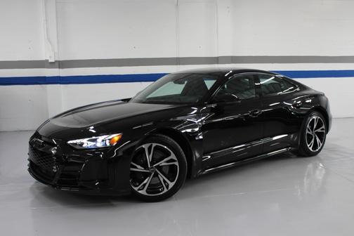2023 Audi e-tron GT Premium Plus