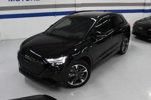 BLACK 2024 Audi Q4 e-tron 55 Prestige