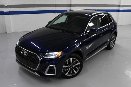 2022 Audi Q5 45 S line Premium Plus