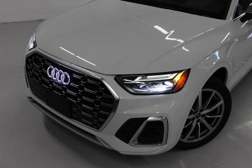 2023 Audi SQ5 3.0T Premium Plus