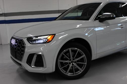 2023 Audi SQ5 3.0T Premium Plus