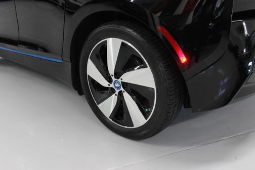 2017 BMW i3 94 Ah w/Range Extender
