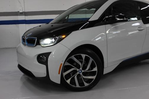 2017 BMW i3 94 Ah w/Range Extender