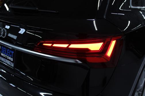 2023 Audi SQ5 3.0T Premium