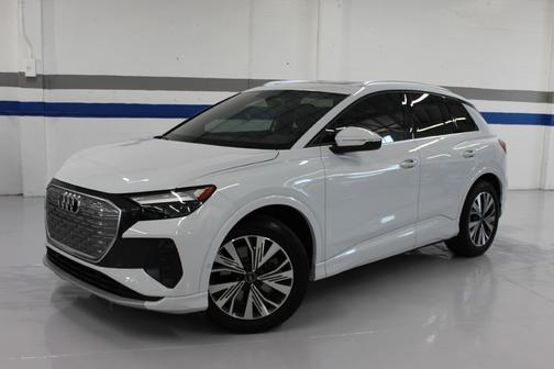 2023 Audi Q4 e-tron 40 Premium Plus