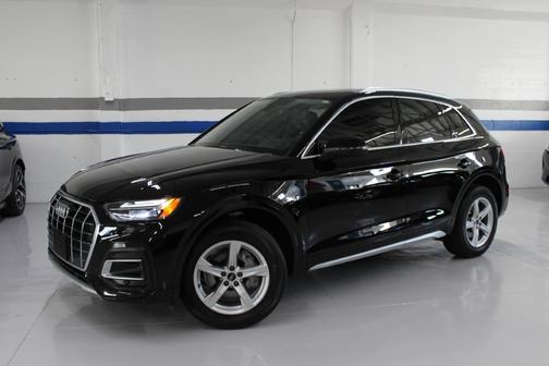 2023 Audi Q5 40 Premium