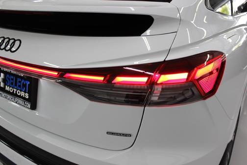 2024 Audi Q4 e-tron 50 Premium Plus